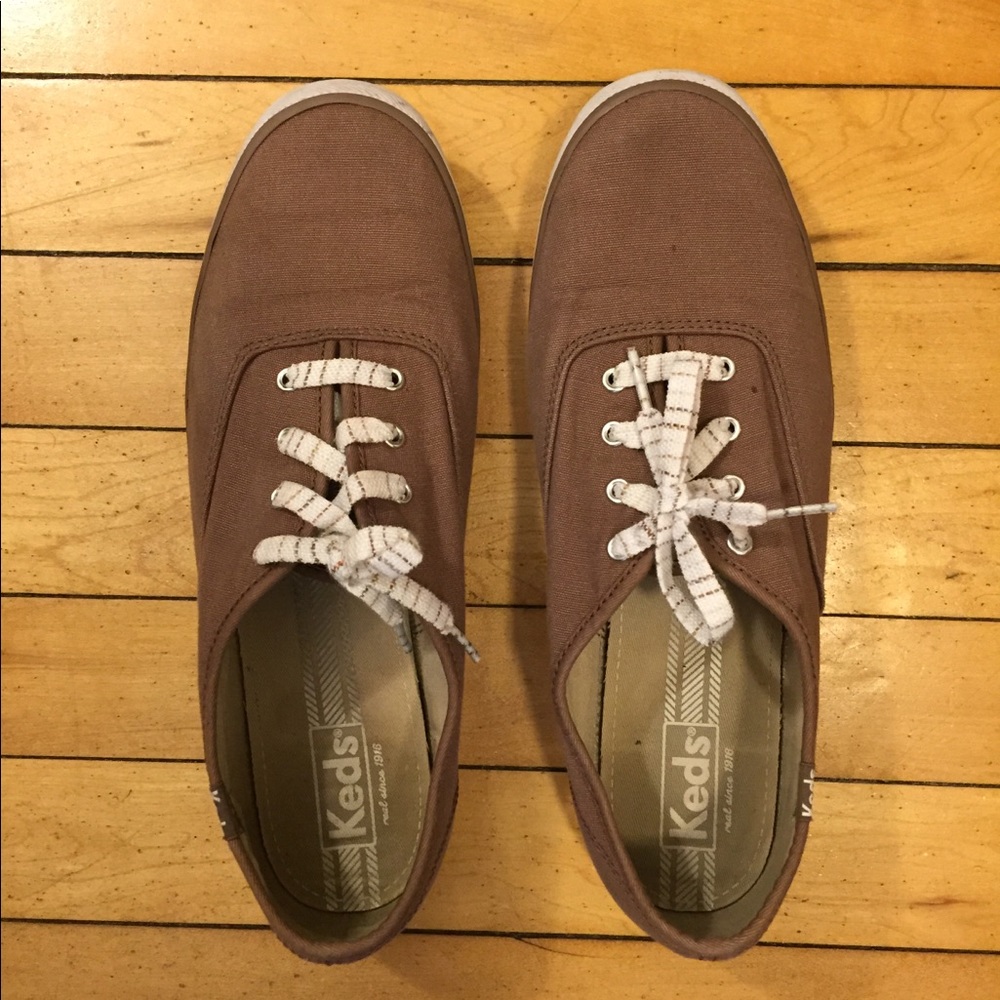 Brown Keds Women’s 10